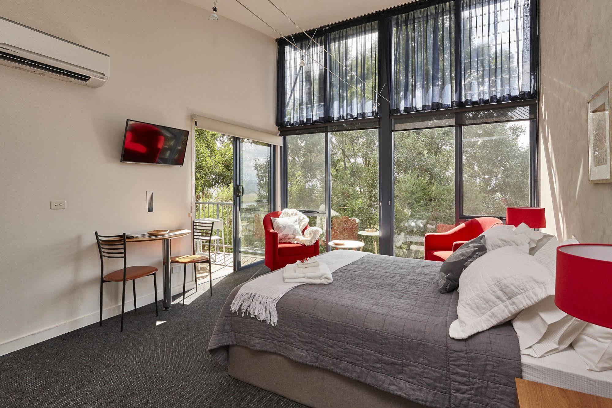 Tamar River Apartments Rosevears Екстер'єр фото