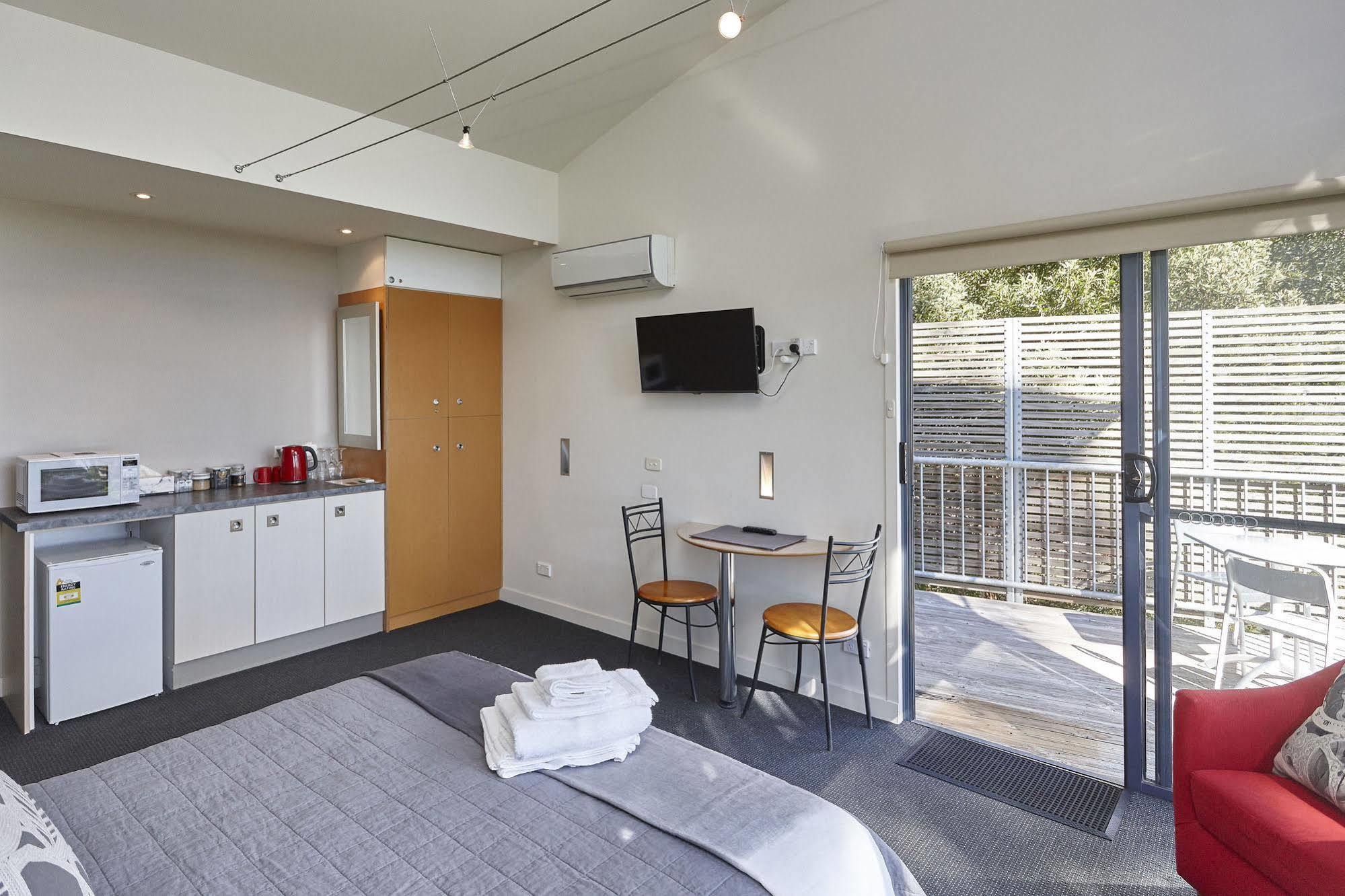 Tamar River Apartments Rosevears Екстер'єр фото